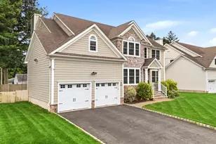 42 Evergreen Ave, Springfield, NJ 07081 - Photo 2