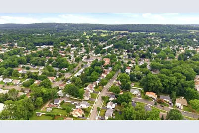 42 Evergreen Ave, Springfield, NJ 07081 - Photo 8