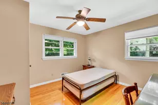 28 Southard Pl, Bernards Township, NJ 07920 - Photo 14