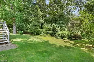 28 Southard Pl, Bernards Township, NJ 07920 - Photo 16