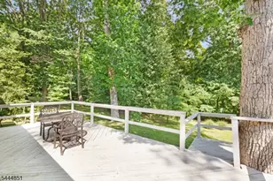 28 Southard Pl, Bernards Township, NJ 07920 - Photo 20