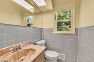 28 Southard Pl, Bernards Township, NJ 07920 - Photo 12