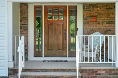 681 Chestnut St, Long Hill Township, NJ 07980 - Photo 2
