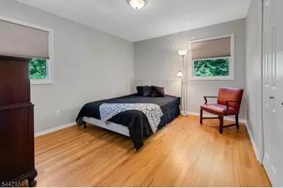 681 Chestnut St, Long Hill Township, NJ 07980 - Photo 20