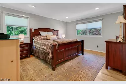 681 Chestnut St, Long Hill Township, NJ 07980 - Photo 16