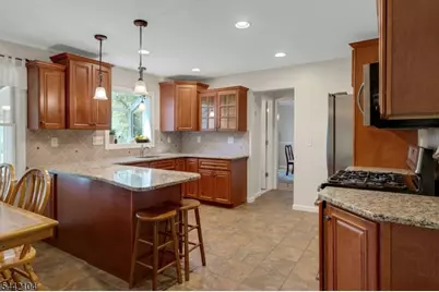 681 Chestnut St, Long Hill Township, NJ 07980 - Photo 12