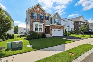 3 Harmon Dr, Tinton Falls Boro, NJ 07724 - Photo 2