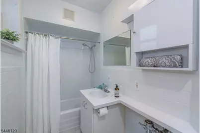 467 Valley St #1 A, Maplewood, NJ 07040 - Photo 14