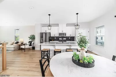 6 Saw Mill Cir, Hackettstown, NJ 07840 - Photo 4