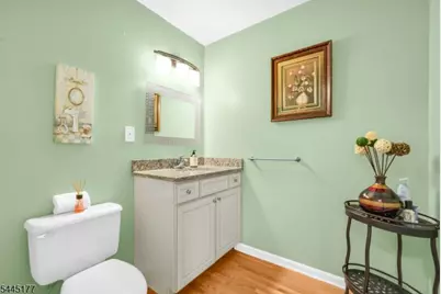 15 Nuthatcher Ct, Wayne, NJ 07470 - Photo 10