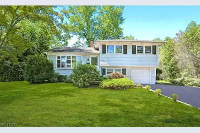 707 Gallows Hill Rd, Cranford Township, NJ 07016 - Photo 1