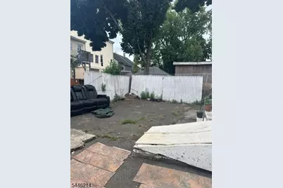 520 E 24th St, Paterson, NJ 07514 - Photo 8