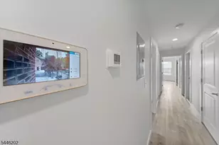 35 Woodside Pl, Newark, NJ 07104 - Photo 14