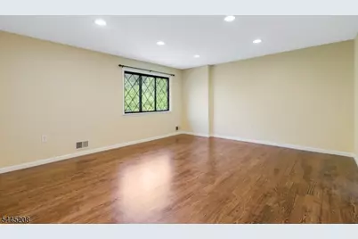 182 Wildflower Ln, Hillsborough Township, NJ 08844 - Photo 22
