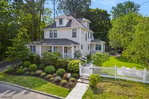 34 Orchard Square, Caldwell, NJ 07006 - Photo 1
