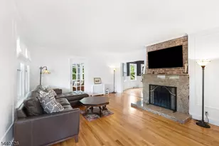 34 Orchard Square, Caldwell, NJ 07006 - Photo 4