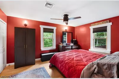 34 Orchard Sq, Caldwell, NJ 07006 - Photo 18