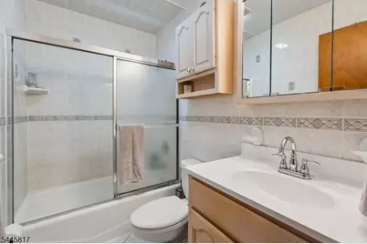 4 Dogwood Ter, Wayne, NJ 07470 - Photo 10