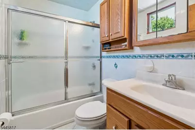 4 Dogwood Ter, Wayne, NJ 07470 - Photo 14