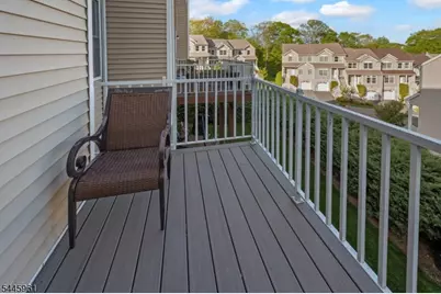 158 Autumn Ridge Rd, Parsippany, NJ 07950 - Photo 14