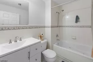 158 Autumn Ridge Rd, Parsippany, NJ 07950 - Photo 26