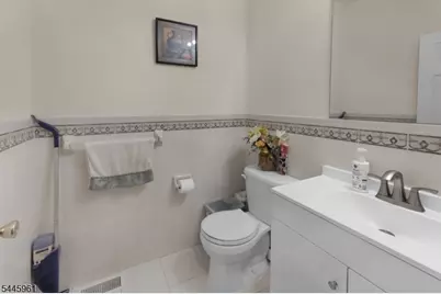 158 Autumn Ridge Rd, Parsippany, NJ 07950 - Photo 24