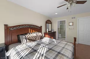 158 Autumn Ridge Rd, Parsippany, NJ 07950 - Photo 18