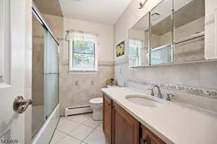 16 Arnold Dr, Parsippany, NJ 07054 - Photo 24