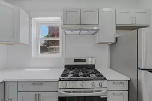 489 E 22nd St, Paterson, NJ 07514 - Photo 6