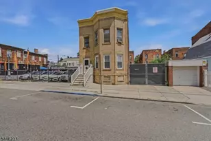 489 E 22nd St, Paterson, NJ 07514 - Photo 2