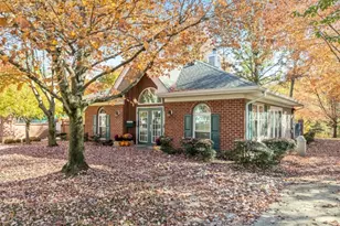 808 Magnolia Ln, Branchburg Township, NJ 08876 - Photo 22