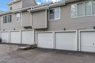3 Tory Ct, Bedminster Township, NJ 07921 - Photo 4