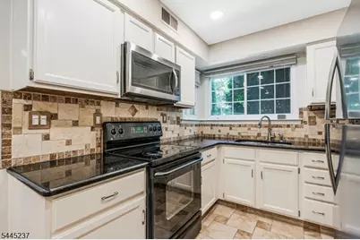 3 Tory Court, Bedminster Township, NJ 07921 - Photo 14