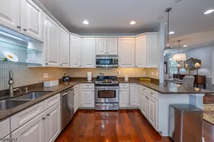 1 Ashley Ct, Hawthorne, NJ 07506 - Photo 6