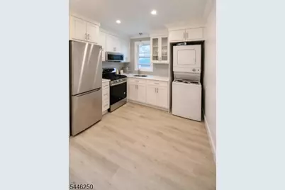 186 Christie Ave, Clifton, NJ 07011 - Photo 2