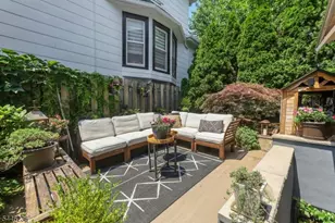 27 73rd St, North Bergen, NJ 07047 - Photo 2