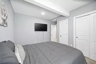 469 Henry St, Elizabeth, NJ 07201 - Photo 12