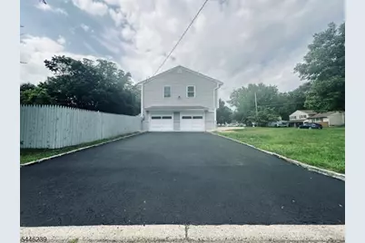 2 Hastings Rd, Parsippany, NJ 07054 - Photo 2