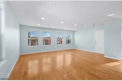 219-221 Clinton Pl, Newark, NJ 07112 - Photo 4
