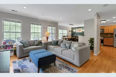 1074 Shadowlawn, Green Brook Township, NJ 08812 - Photo 2
