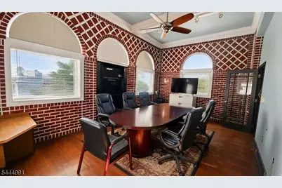 186 Clinton Ave #1, Newark, NJ 07108 - Photo 4