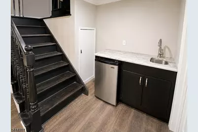 186 Clinton Ave #1, Newark, NJ 07108 - Photo 8