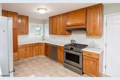 59 Livingston Ave, Dover, NJ 07801 - Photo 10