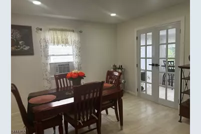 35 Montclair Ave, Clifton, NJ 07011 - Photo 4