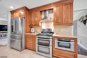 891 Sherwood Rd, Bridgewater, NJ 08807 - Photo 10