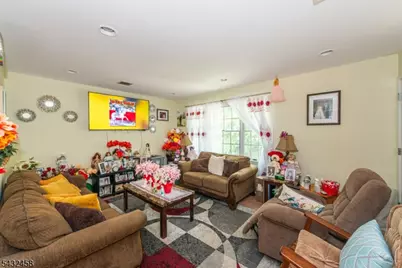 56 Garden Ave #2, Woodland Park, NJ 07424 - Photo 32