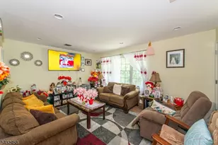 56 Garden Ave, Woodland Park, NJ 07424 - Photo 32