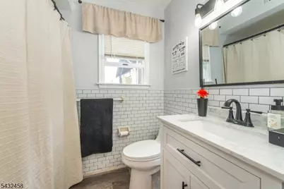 56 Garden Ave #2, Woodland Park, NJ 07424 - Photo 22