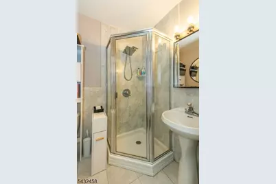 56 Garden Ave #2, Woodland Park, NJ 07424 - Photo 24