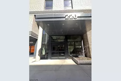 220 9th St, Jersey City, NJ 07302 - Photo 2